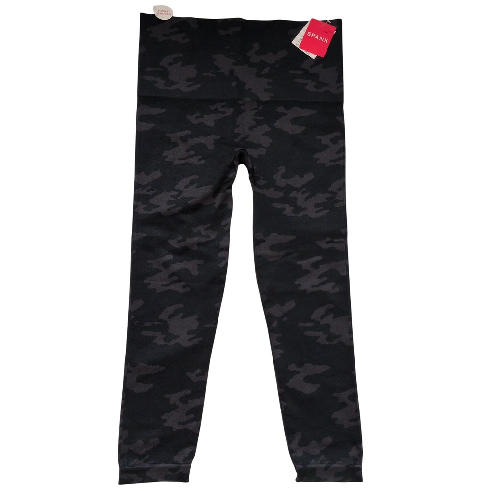 Spanx Look At Me Now Cropped Leggings Black Camo 20099R Large L/G